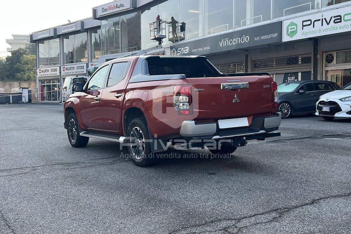 MITSUBISHI L200 2.3 D Double Cab 4x4 Super Select Diamond aut.