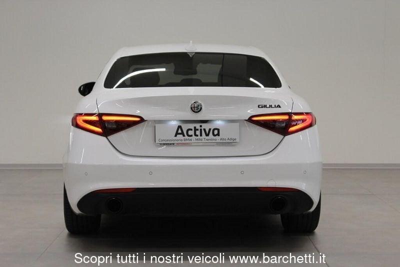 Alfa Romeo Giulia 2.0 t Sport Tech 200cv auto