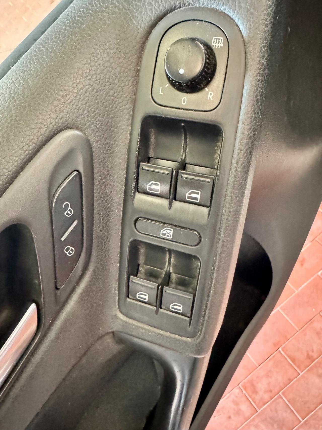 Volkswagen Golf 1.6 5p. Comfortline BiFuel