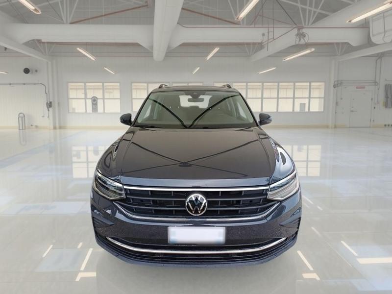 VOLKSWAGEN TIGUAN 2.0 TDI SCR 110KW LIFE DSG SUV