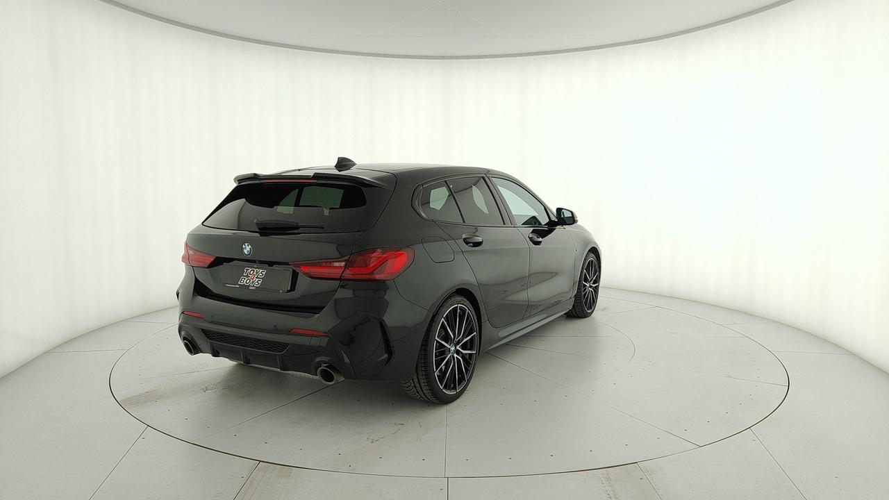 BMW Serie 1 F40 - M 135i xdrive auto