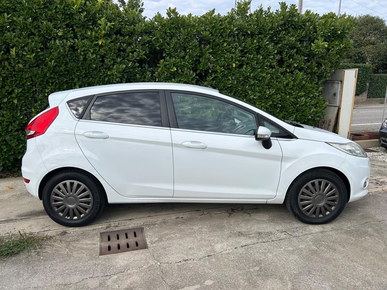 Ford Fiesta 1.2 82 CV 5 porte Titanium