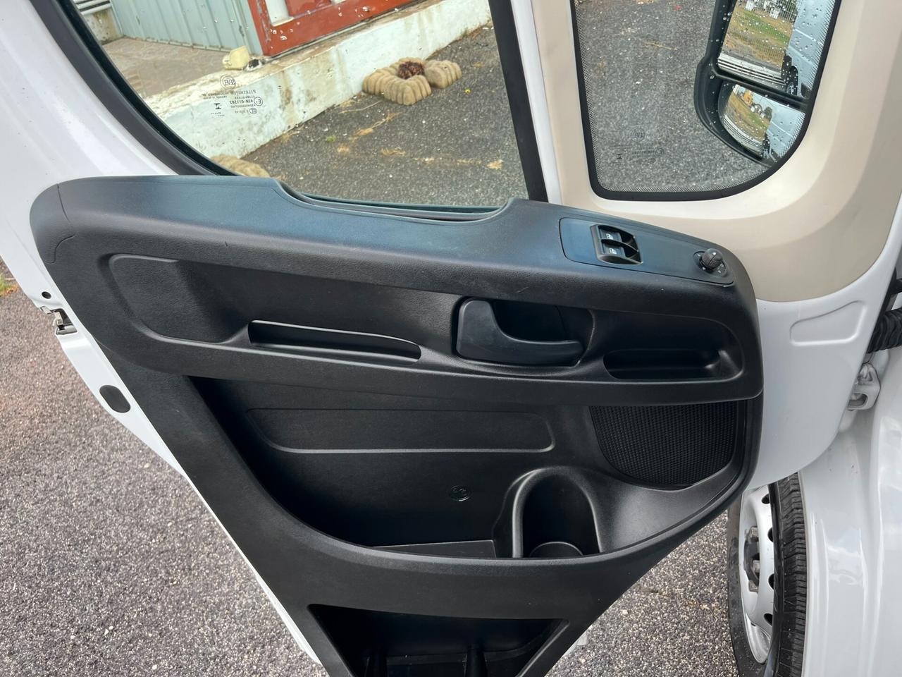 Fiat Ducato 35 2.2 Mjt 140CV PLM-SL Cassonato + SPONDA IDRAULICA