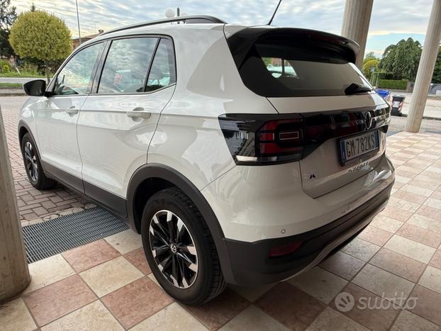 Volkswagen T-Cross 1.0 TSI Sport