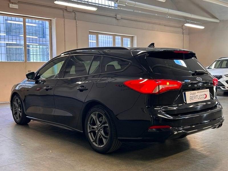 Ford Focus 4ª serie 1.0 EcoBoost 125 CV automatico SW ST-Line Co-Pilot