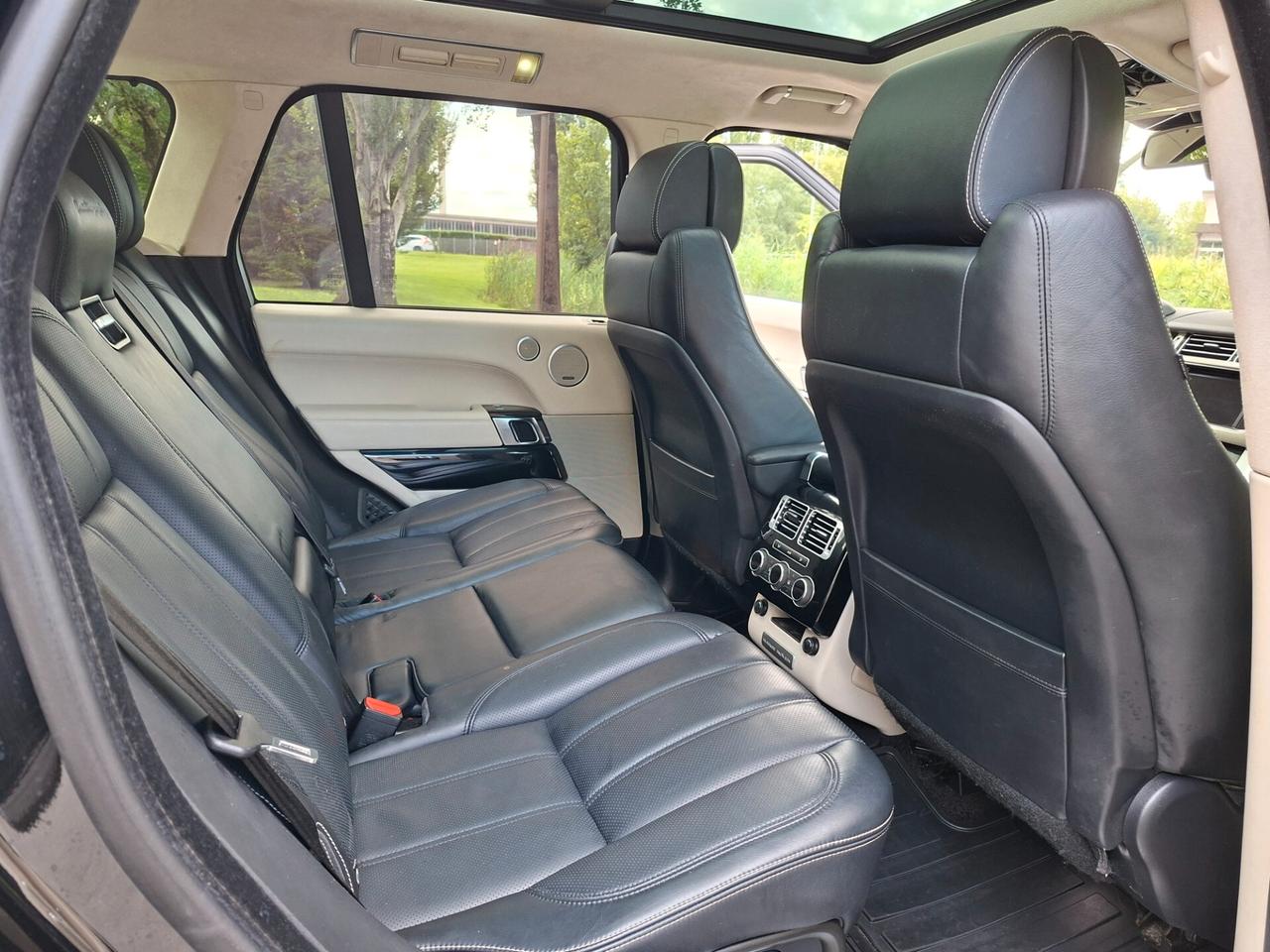 Land Rover Range 4.4 SDV8 Autobiography