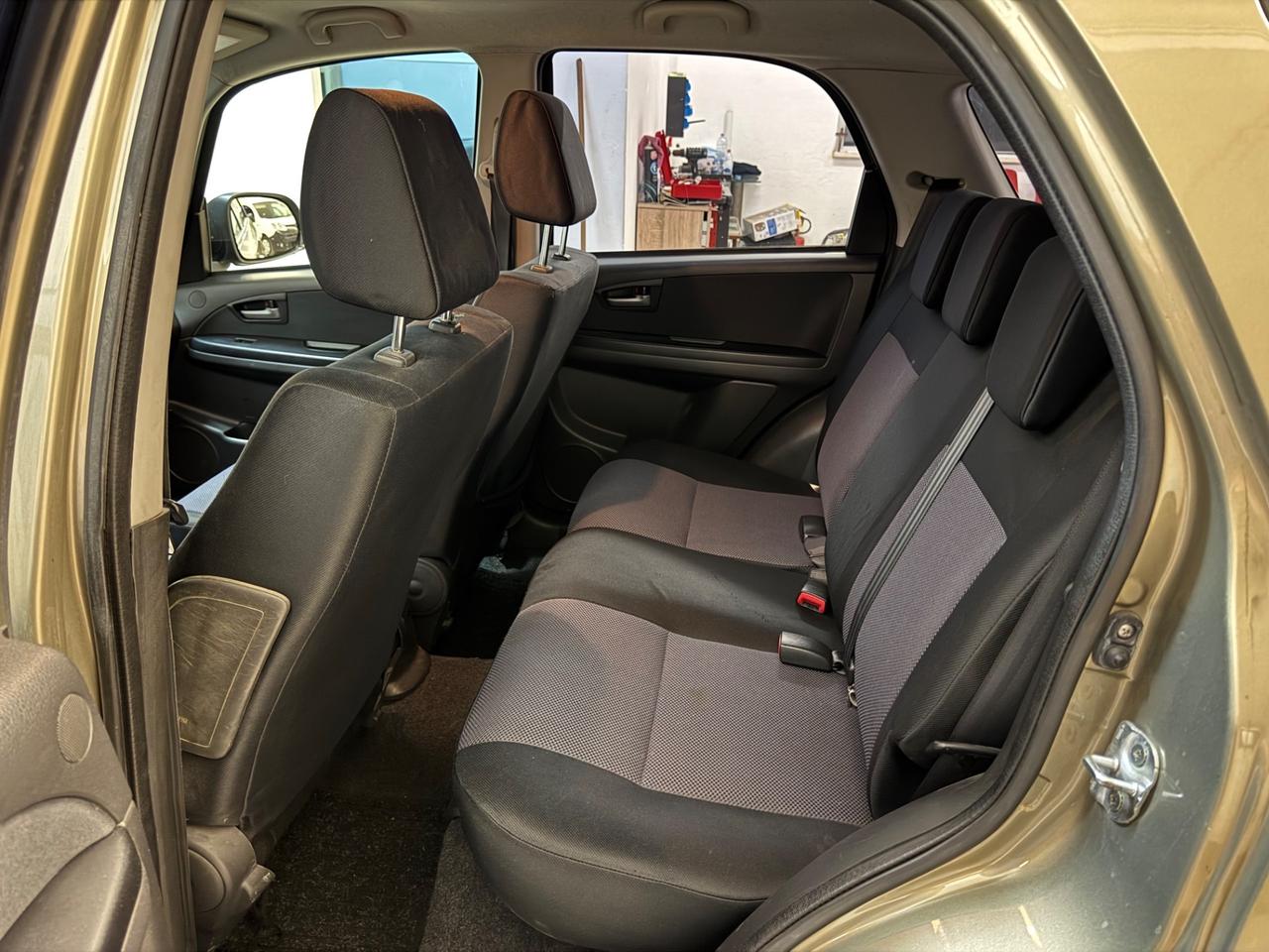 Fiat Sedici 1.9 MJT 4x4 6 Marce