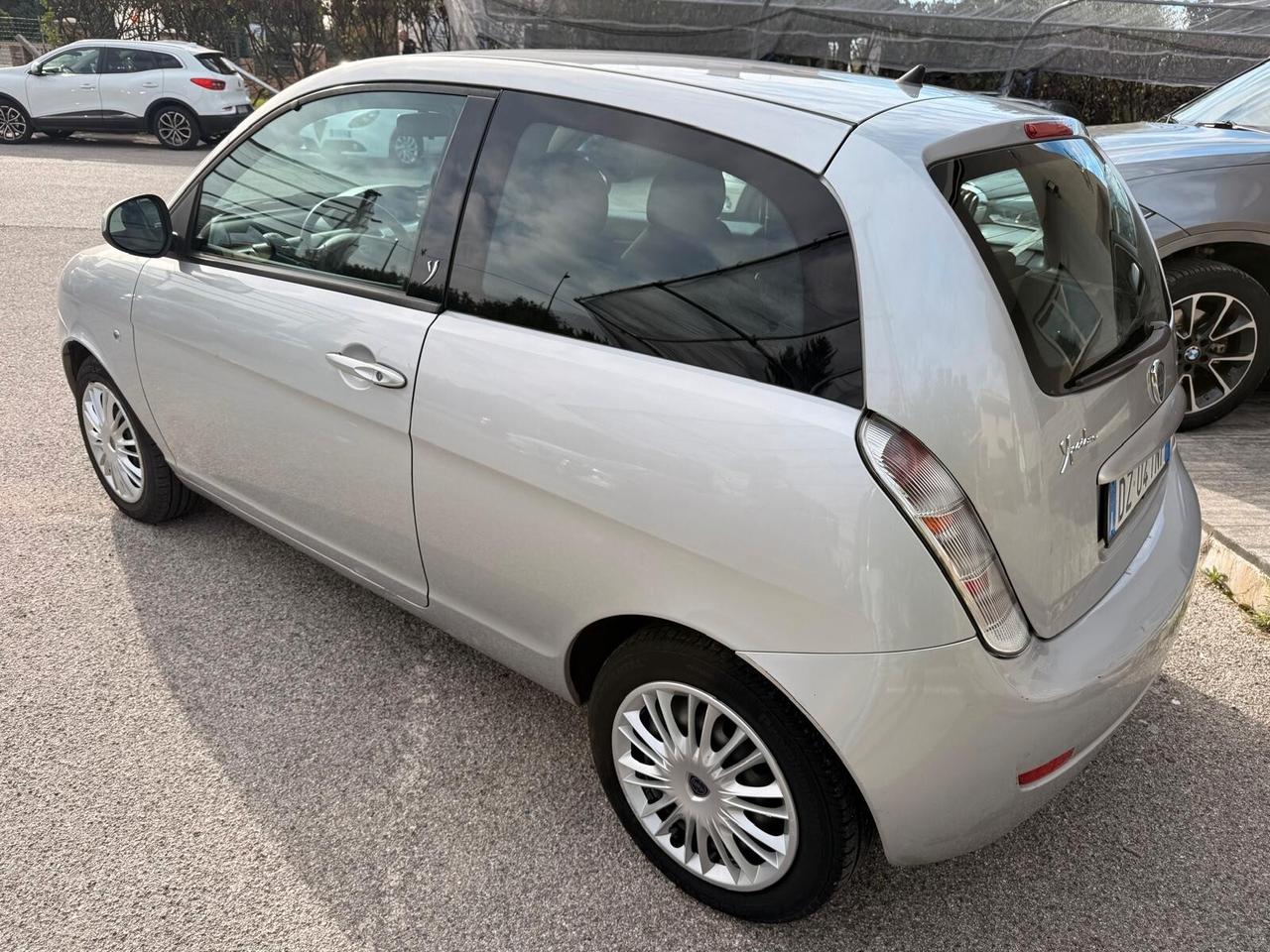 Lancia Ypsilon 1.2 Argento