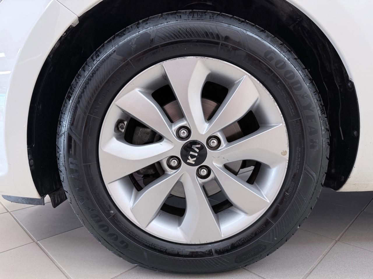 Kia Rio 1.1 CRDi 5p. Cool