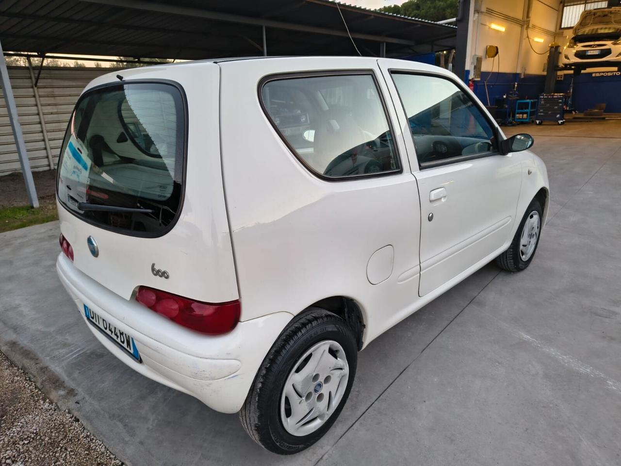 Fiat 600 55.000KM ORIGINALI DISTRIBUZIONE E TAGLIANDO