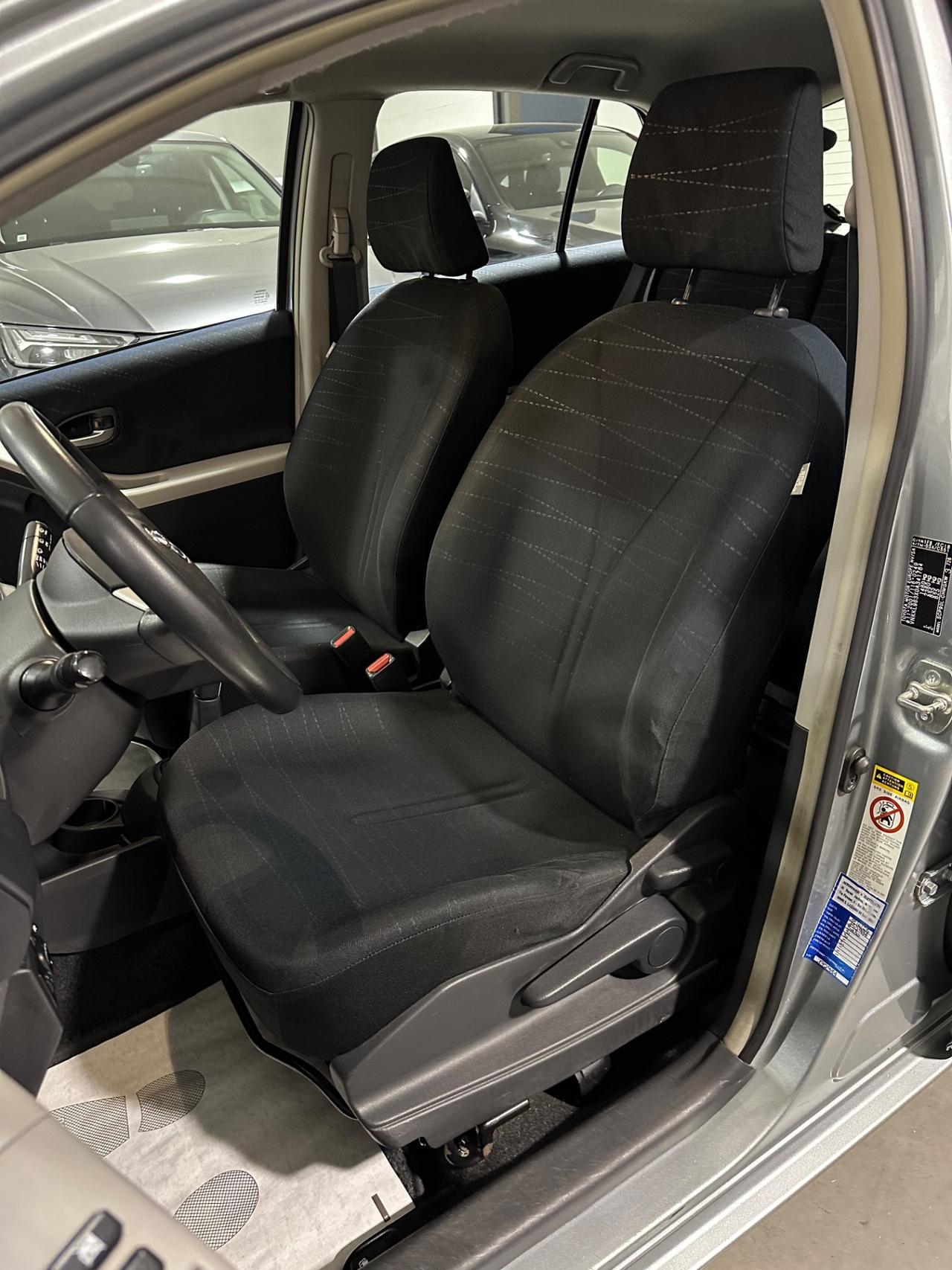 Toyota Yaris 1.3 5 porte Sol