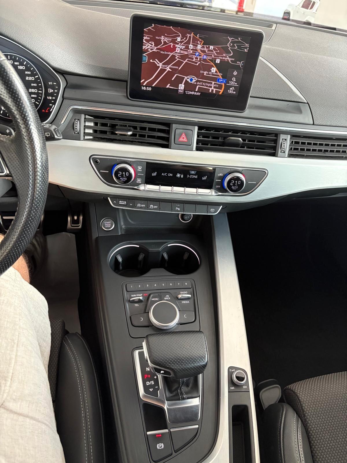 Audi A4 S-LINE 2.0 150CV