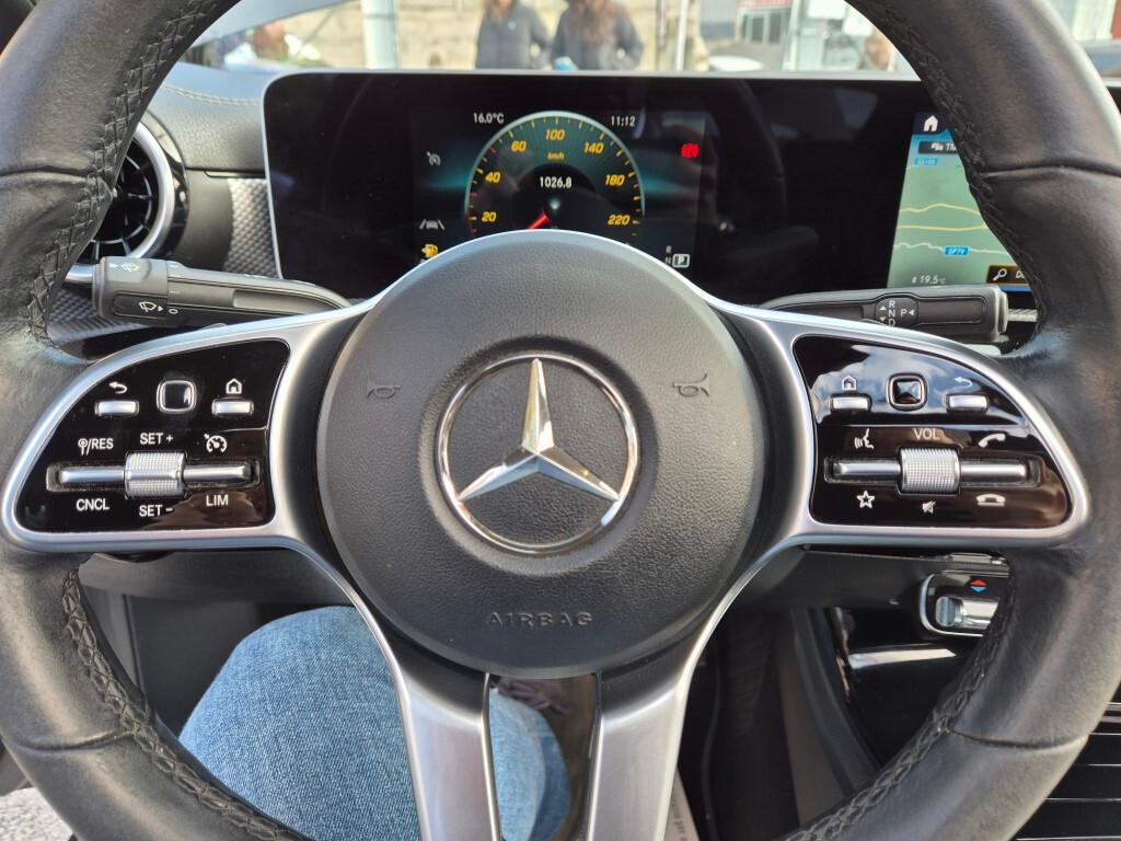 Mercedes CLA 180 d Automatic Sport TETTO