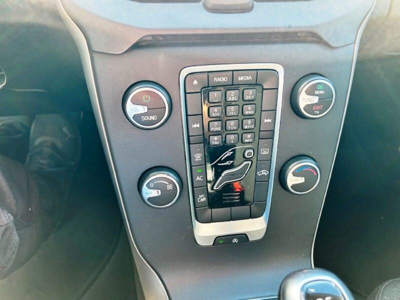 Volvo V40 D2 Momentum - Unico proprietario -