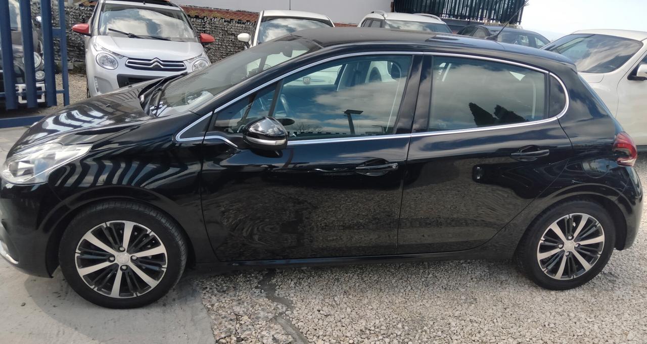 Peugeot 208 BlueHDi 75 5 porte Allure