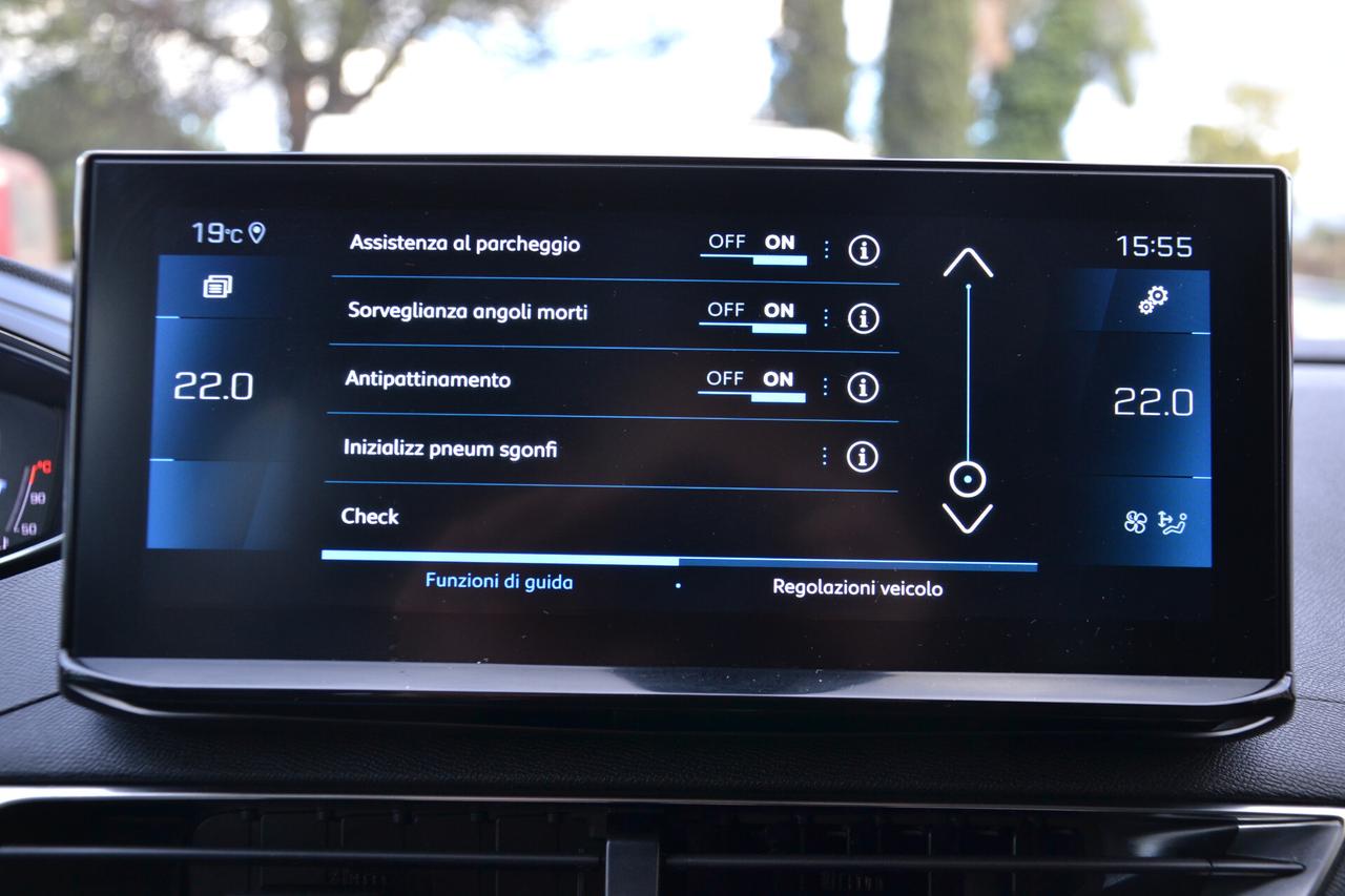 Peugeot 5008 1.5 HDi 130CV 7POSTI AUT.+NAV+LED+RCAM+PELLE+PDC