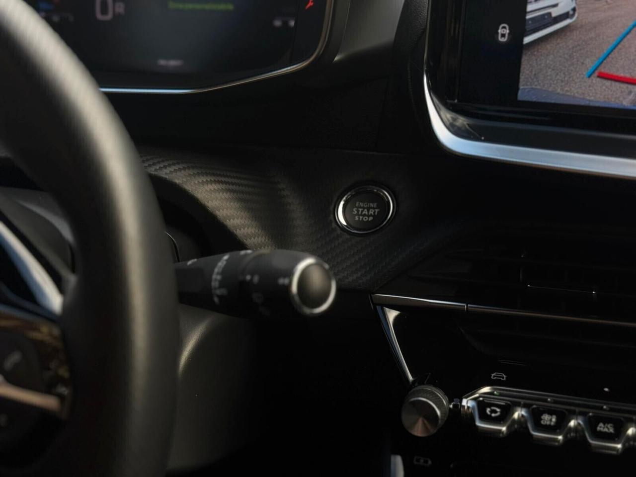 Peugeot 2008 PureTech 130 S&S EAT8 GT