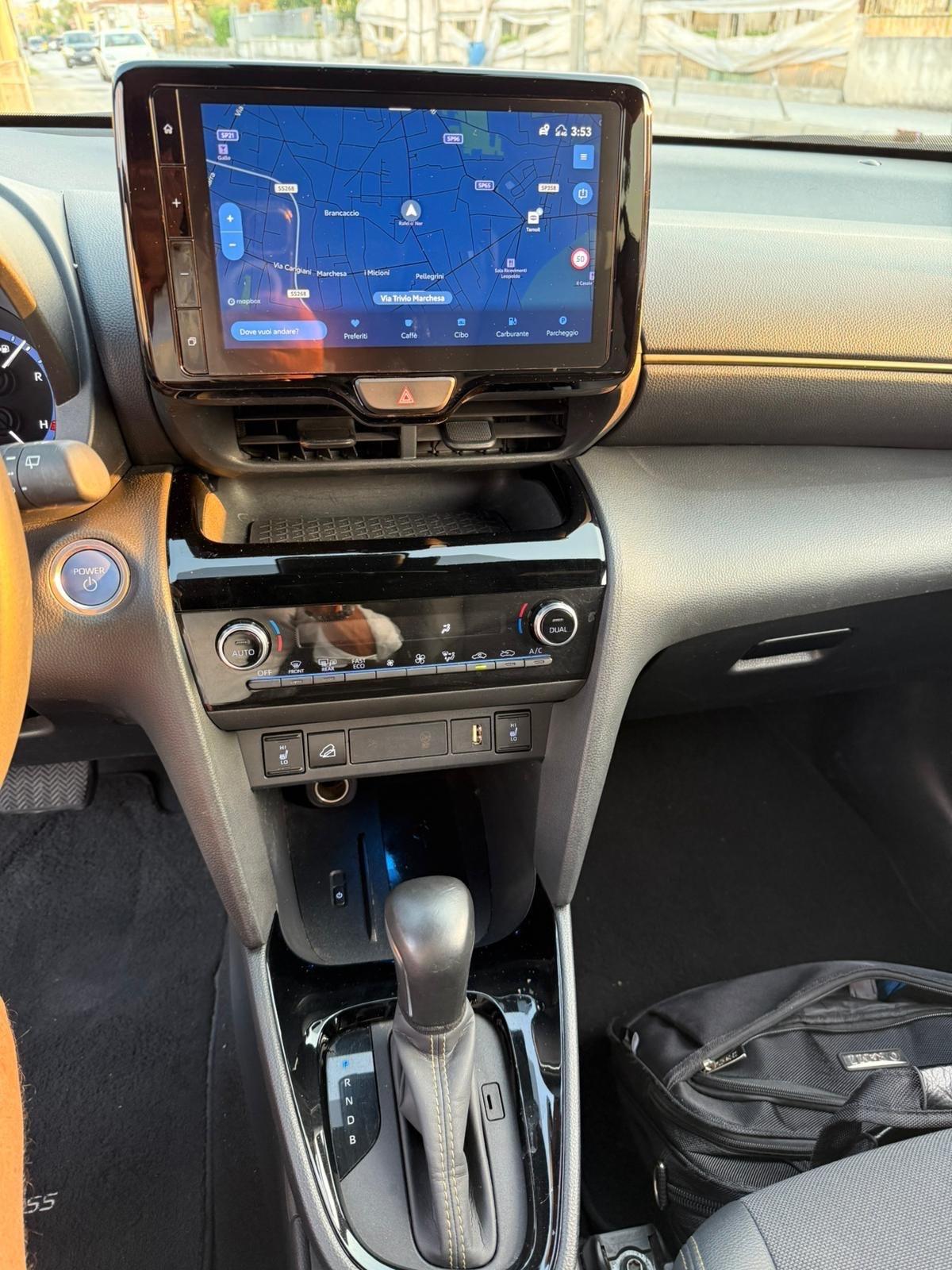 Toyota Yaris Cross 1.5 Hybrid 5p. E-CVT AWD-i Adventure