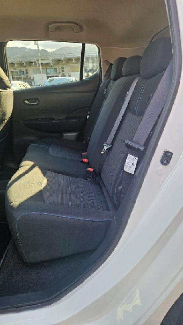 NISSAN Leaf Acenta 40 kWh