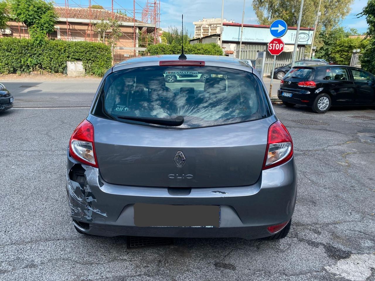 Renault Clio 1.2 16V 5 porte Luxe