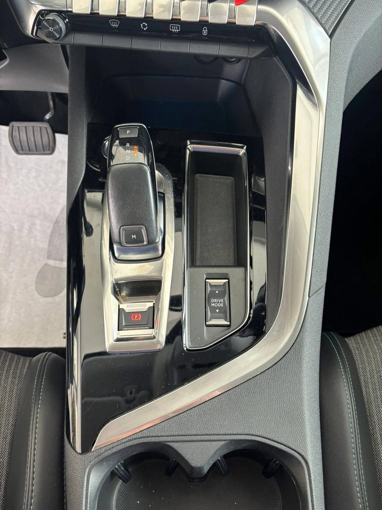 Peugeot 3008 BlueHDi 130 S&S Allure