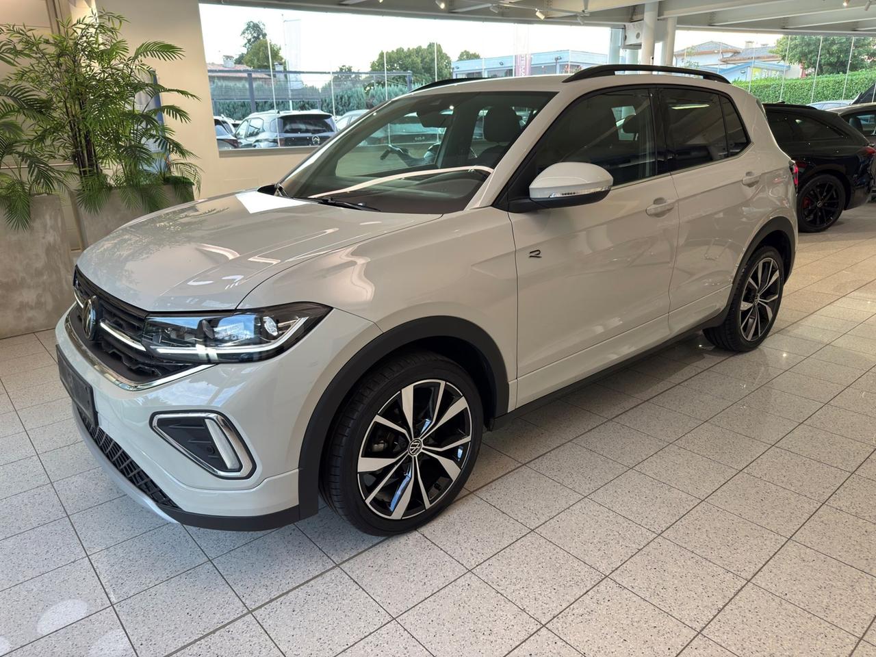 VOLKSWAGEN T-Cross 2024 1.0 tsi R-Line 115cv