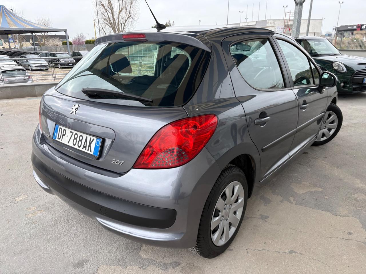 Peugeot 207 1.4 HDi 70CV 5p. Energie