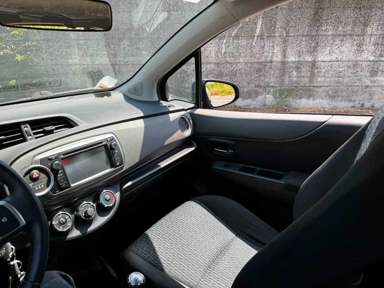 Toyota Yaris 1.0 5 porte Lounge - 2012 - 115.000 km
