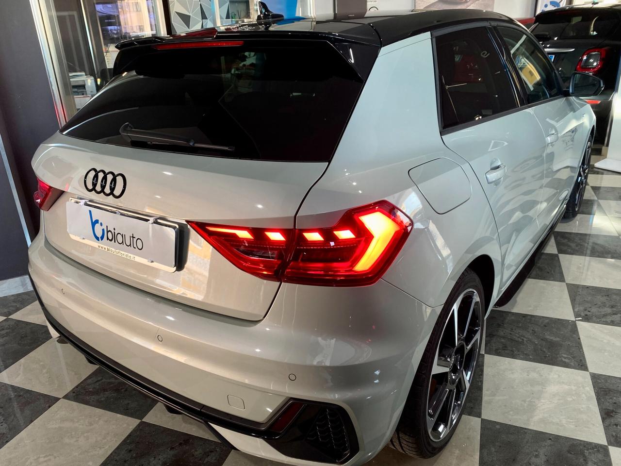Audi A1 SPB 40 TFSI S tronic line edition-2025