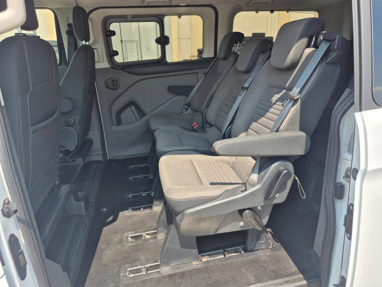 Ford Tourneo Custom 320 2.0 TDCI 130CV Titanium L1H1 E6.2 8 POSTI