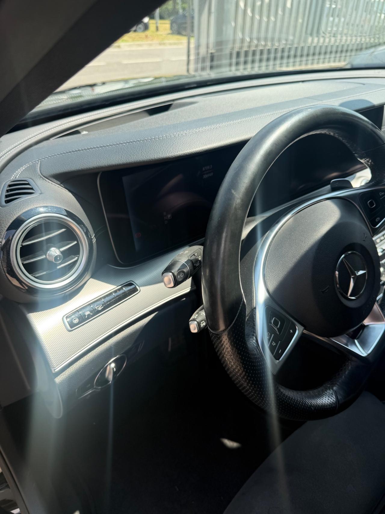 Mercedes-benz E 220 200 BlueTEC Premium
