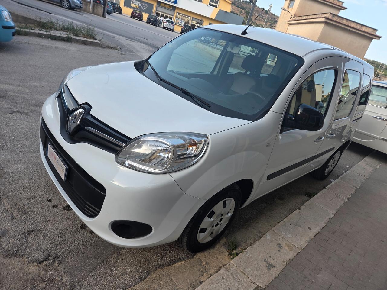 RENAULT KANGOO 1.5 DCI 95 CV ANNO 2021 5 POSTI N1 KM CERTIFICATI