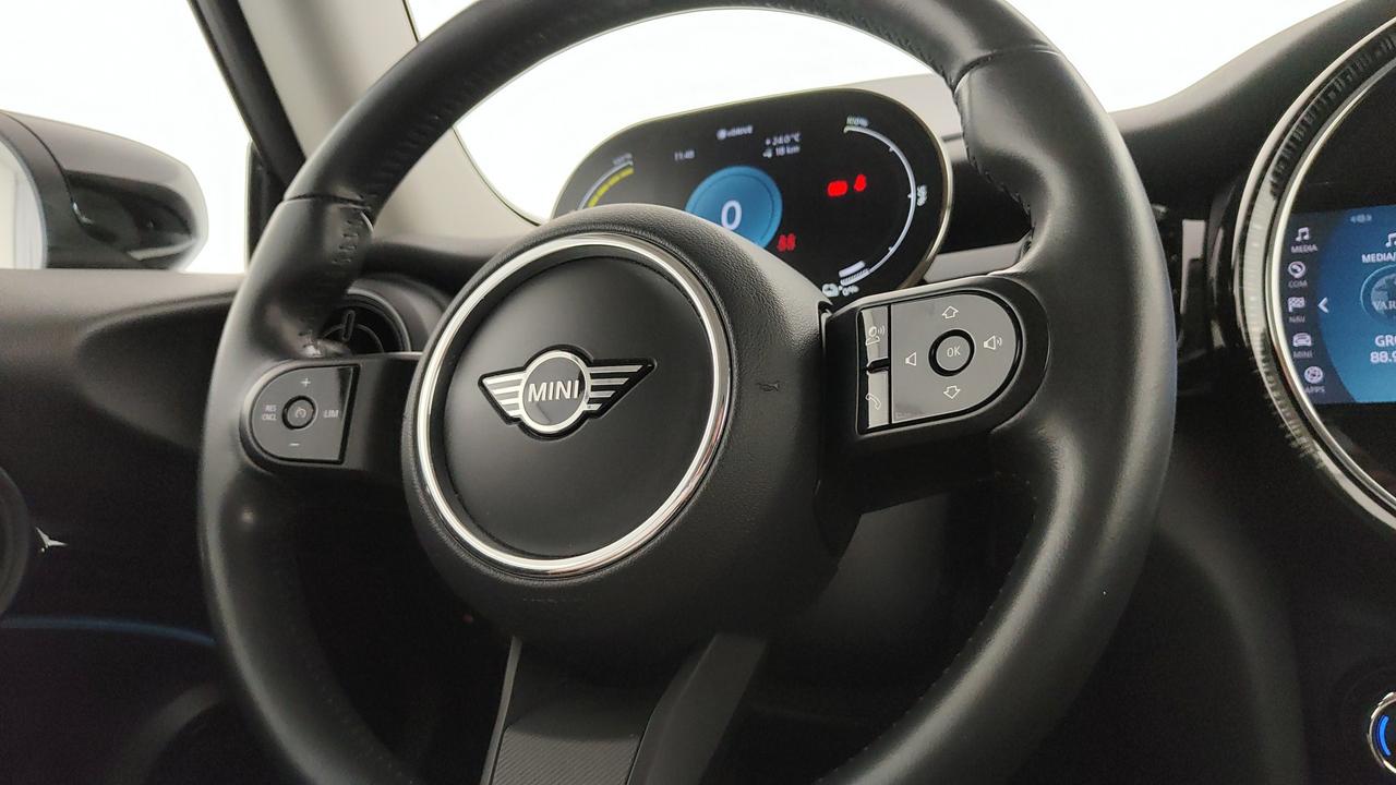 MINI Mini F56 2021 Full Electric - Mini 3p Cooper SE Yours auto