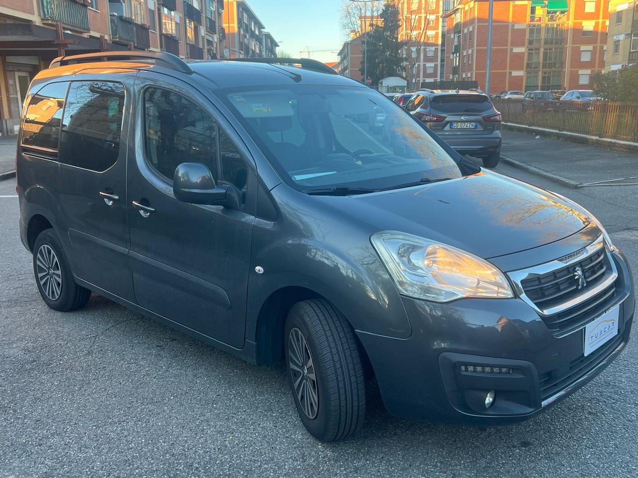 Peugeot Partner Active 1.6 Blue HDI 120 #10098