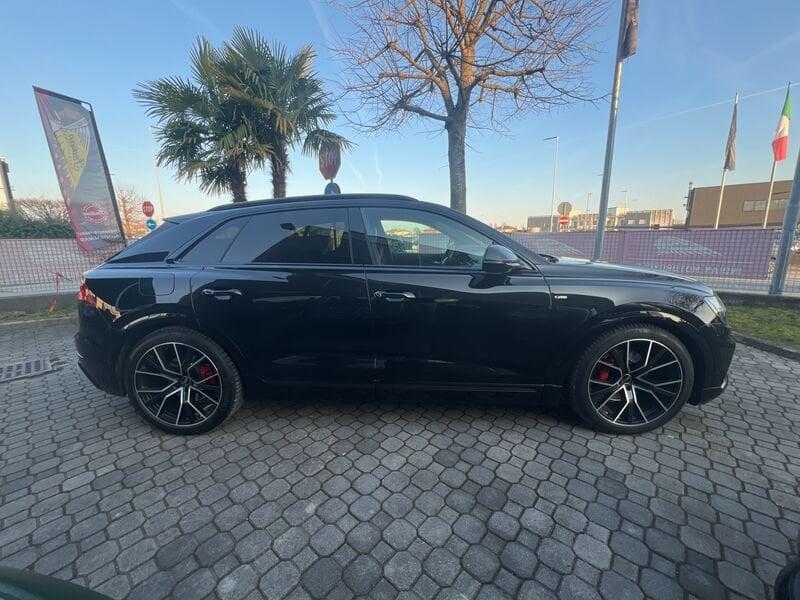 Audi Q8 50 TDI quattro tiptronic Sport 286 CV