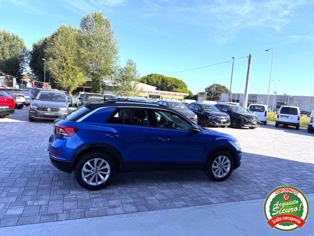 VOLKSWAGEN T-Roc 1.0 TSI RESTYLING ANCHE PER NEOPATENTATI