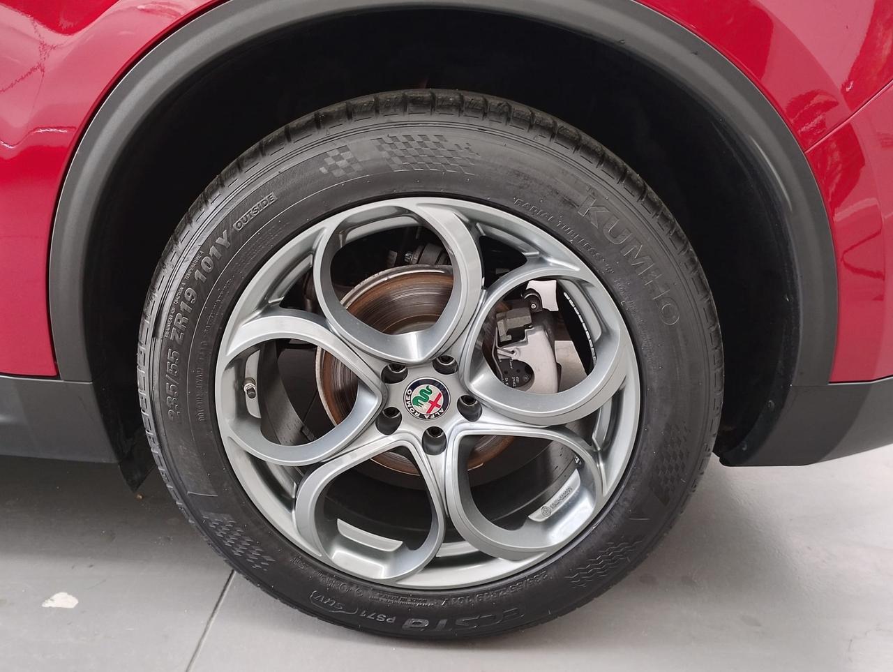 Alfa Romeo Stelvio 2.2 Turbodiesel 160 CV AT8 RWD Super