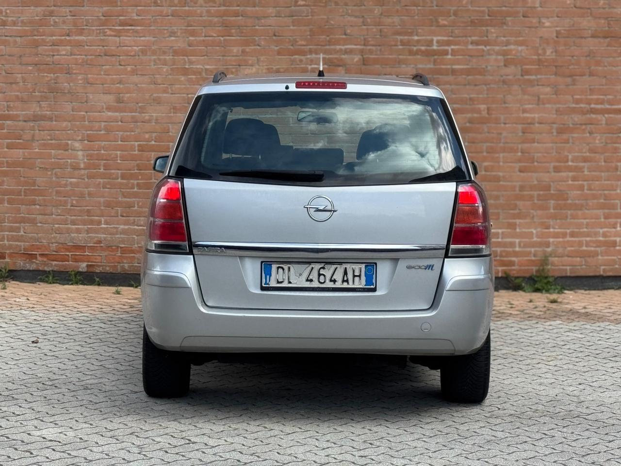 Opel Zafira 1.6 16V ecoM 94CV Cosmo