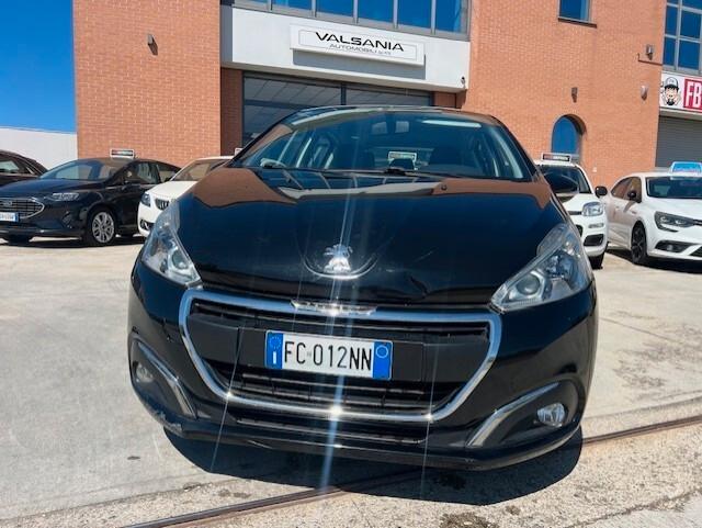Peugeot 208 PureTech 82 5 porte Allure