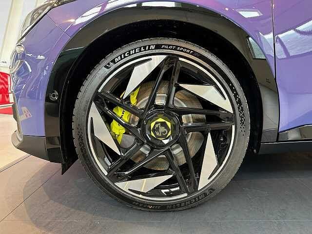Abarth 600e Scorpionissima