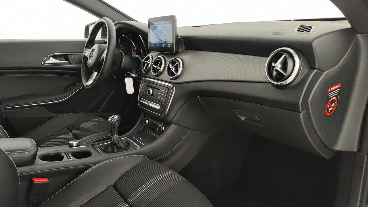 Mercedes-Benz CLA - C117 - CLA 180 cdi Sport