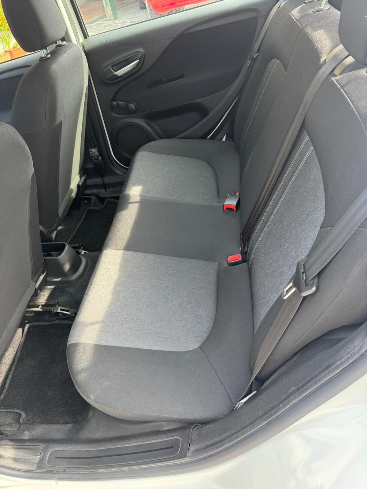 Fiat Punto 1.2 8V 5 porte Lounge neopatentati