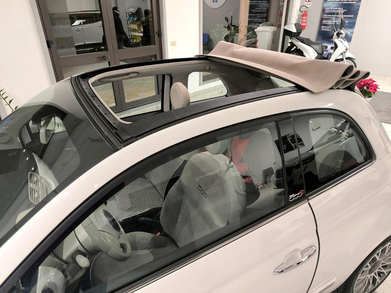 Fiat 500 C 1.2 Lounge