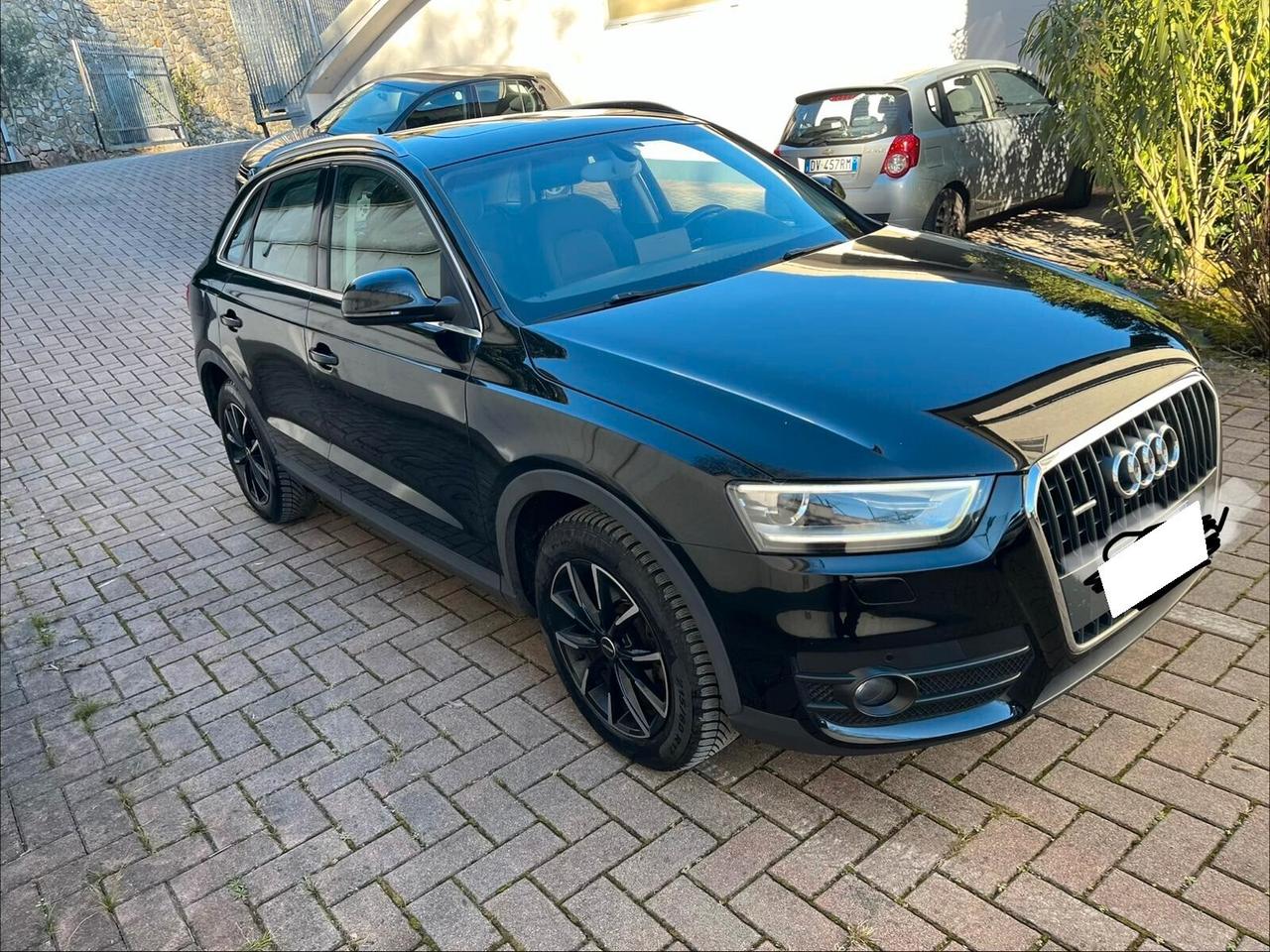 Audi Q3 2.0 TDI quattro Advanced S TRONIC - TETTO