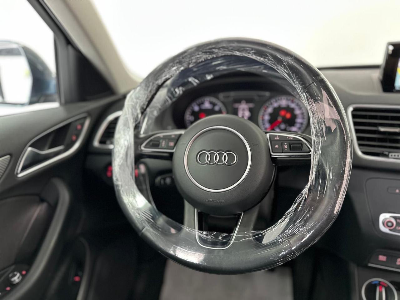 Audi Q3 2.0 TDI 150 CV quattro Business-IVA ESP-EURO 6-2015