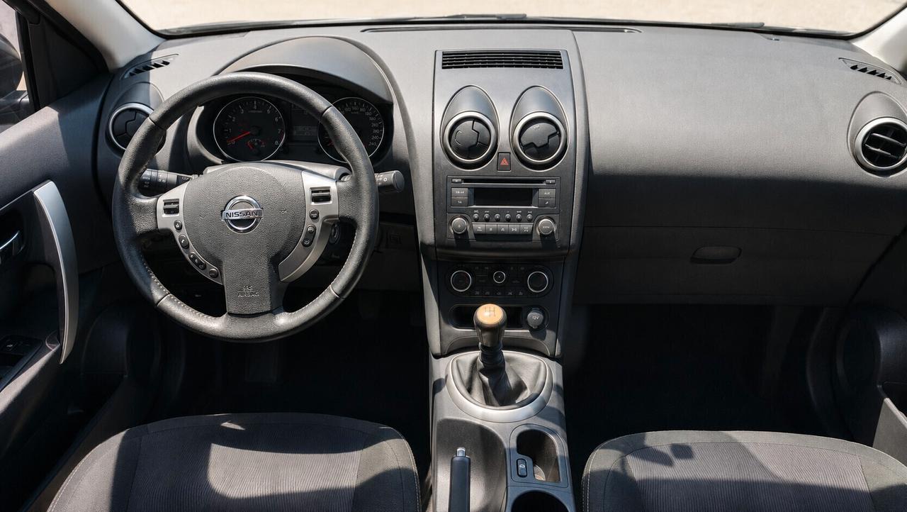 NISSAN QASHQAI - 7 POSTI - TETTO PANORAMICO