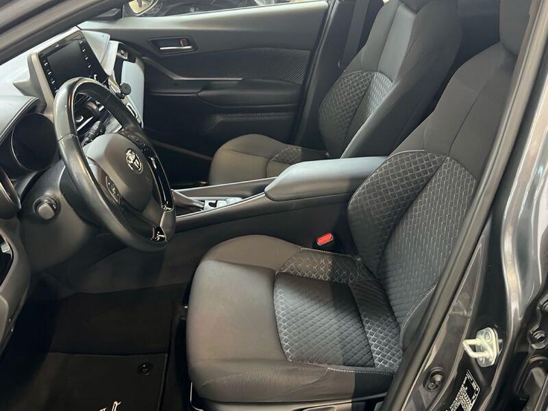 Toyota C-HR 1.8H (122CV) E-CVT Active