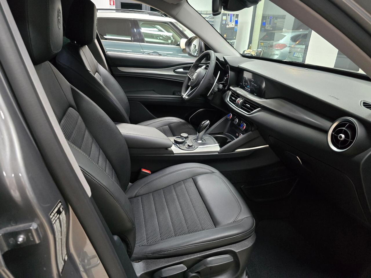 Alfa Romeo Stelvio 2.2 Turbodiesel 210 CV AT8 Q4 Executive
