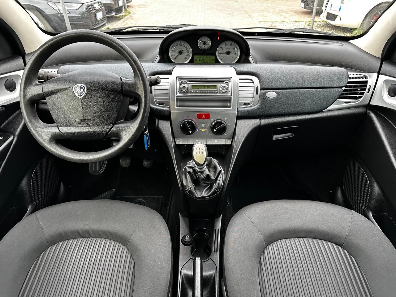 Lancia Ypsilon 1.2 69 CV Elle