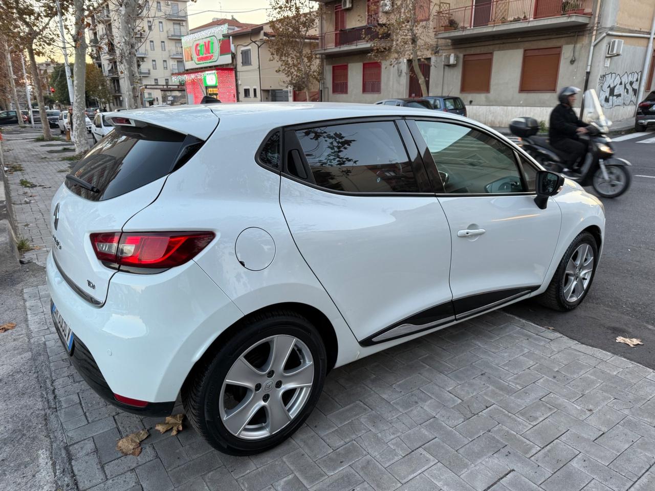 Renault Clio 0.9 TCe 12V 90CV Start&Stop 5 porte Energy